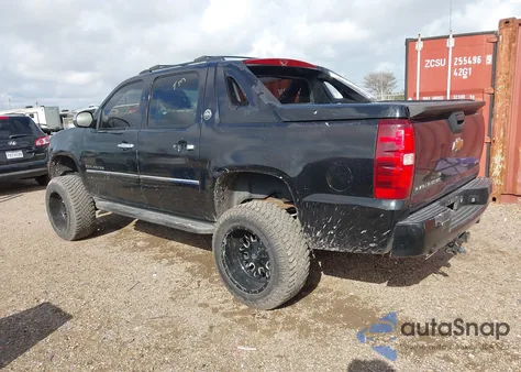2013 Chevrolet Avalanche Ltz из США, поврежденный, VIN 3GNMCGE06DG225090